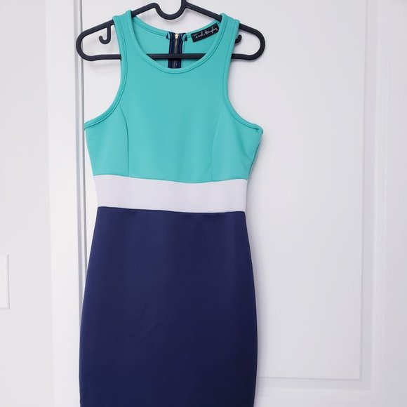 TRI COLOR DRESS - Picture 1 of 3